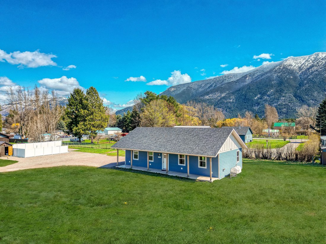 House in Columbia Falls, Montana, United States 1 - 17749878