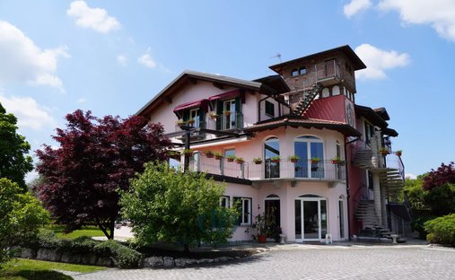 Bardello con Malgesso y Bregano, Lombardía, Italia 1