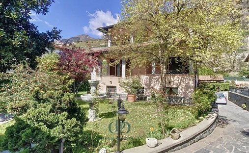 Villa in Porlezza, Lombardy, Italy 1