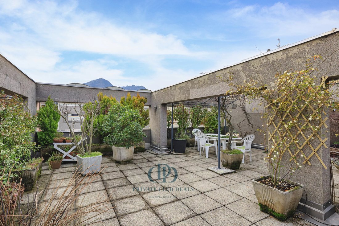 House in Como Borghi, Como, Lombardy 2 - 15098644