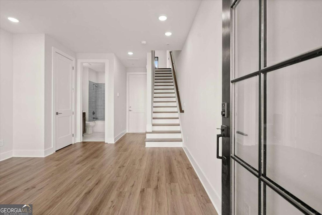 Townhouse in Alpharetta, Georgia, United States 5 - 17749289
