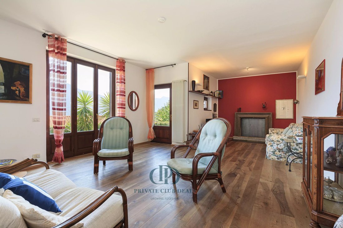 Villa in Lenno, Lombardy, Italy 2 - 15946478