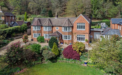 Casa en Holmbury Saint Mary, Shere, Inglaterra 1