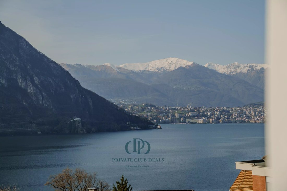 Villa in Campione d'Italia, Lombardy, Italy 1 - 15453433