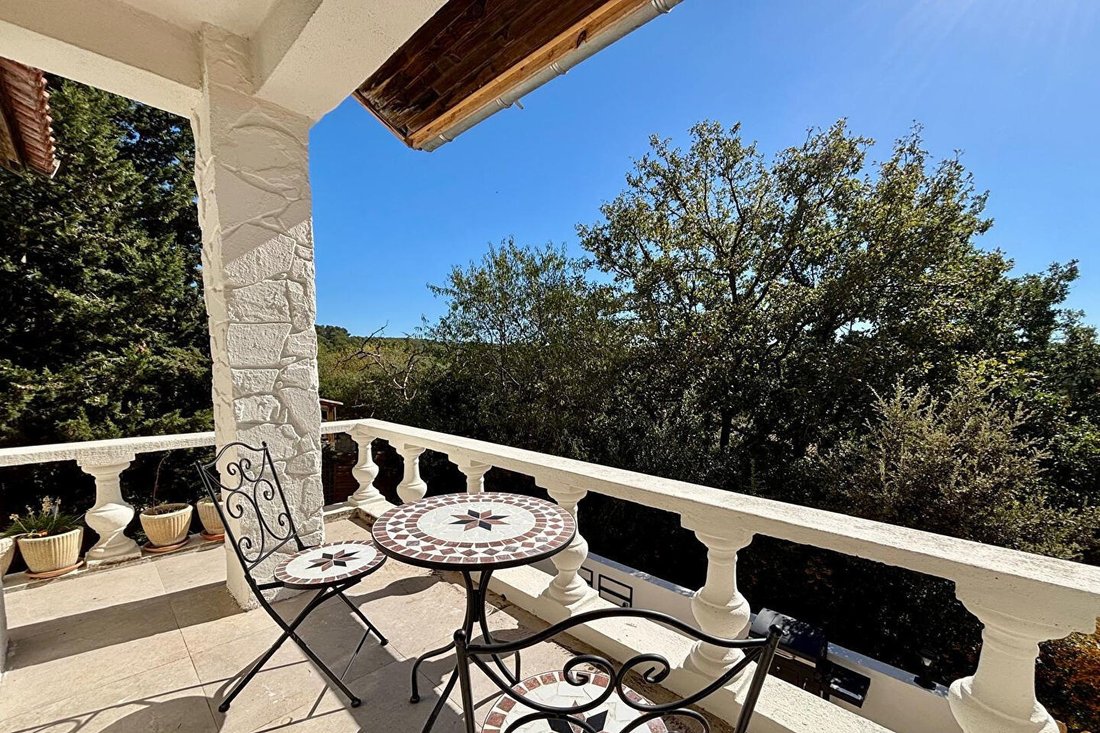 House in Belcodene, Provence-Alpes-Côte d'Azur, France 3 - 17749252
