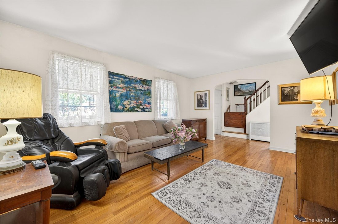 House in Valley Stream, New York, United States 4 - 17743354