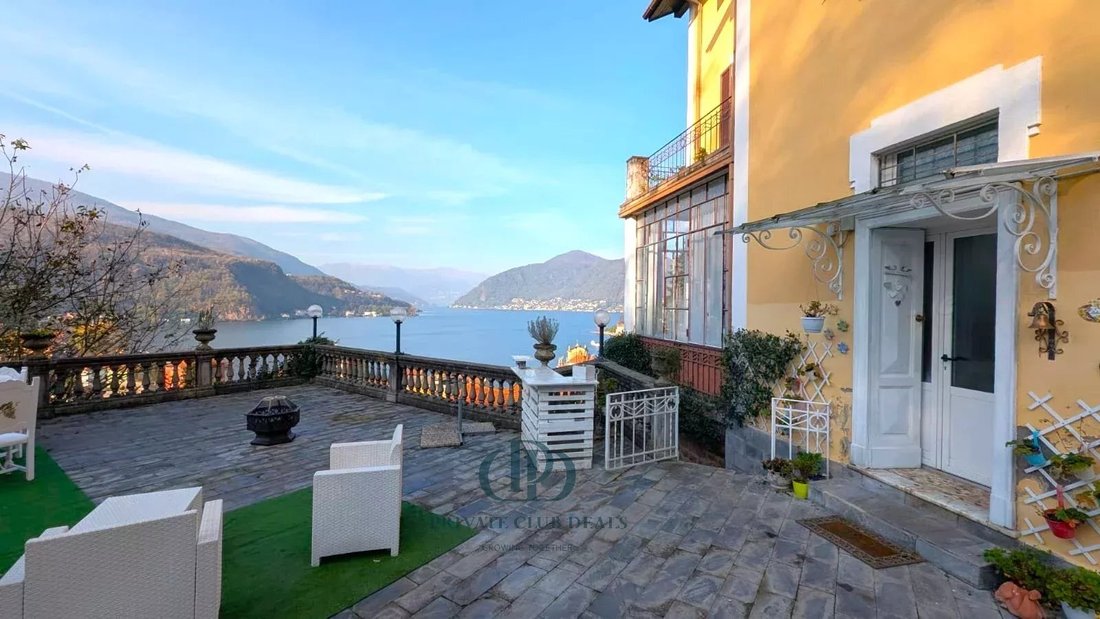 Villa in Porto Ceresio, Lombardy, Italy 2 - 17745125