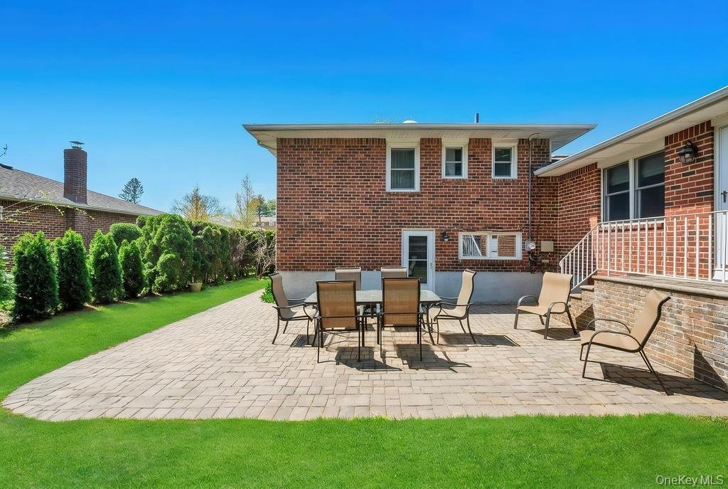 House in New Hyde Park, New York, United States 5 - 17750499