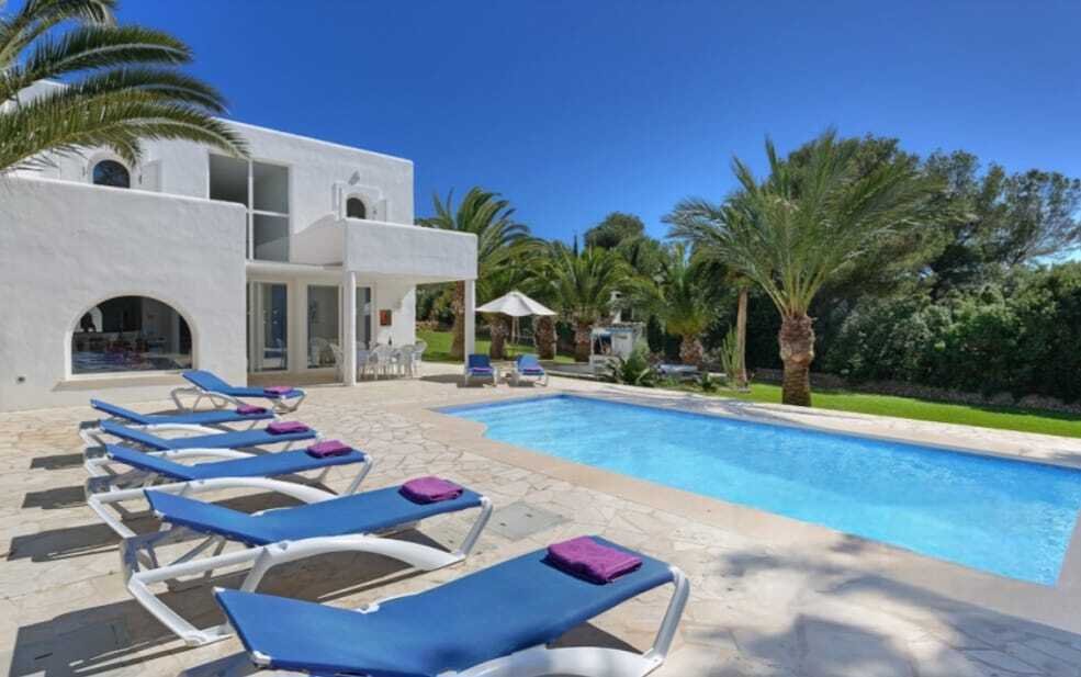 Villa in Cala d'Or, Santanyi, Balearic Islands 1 - 17747393
