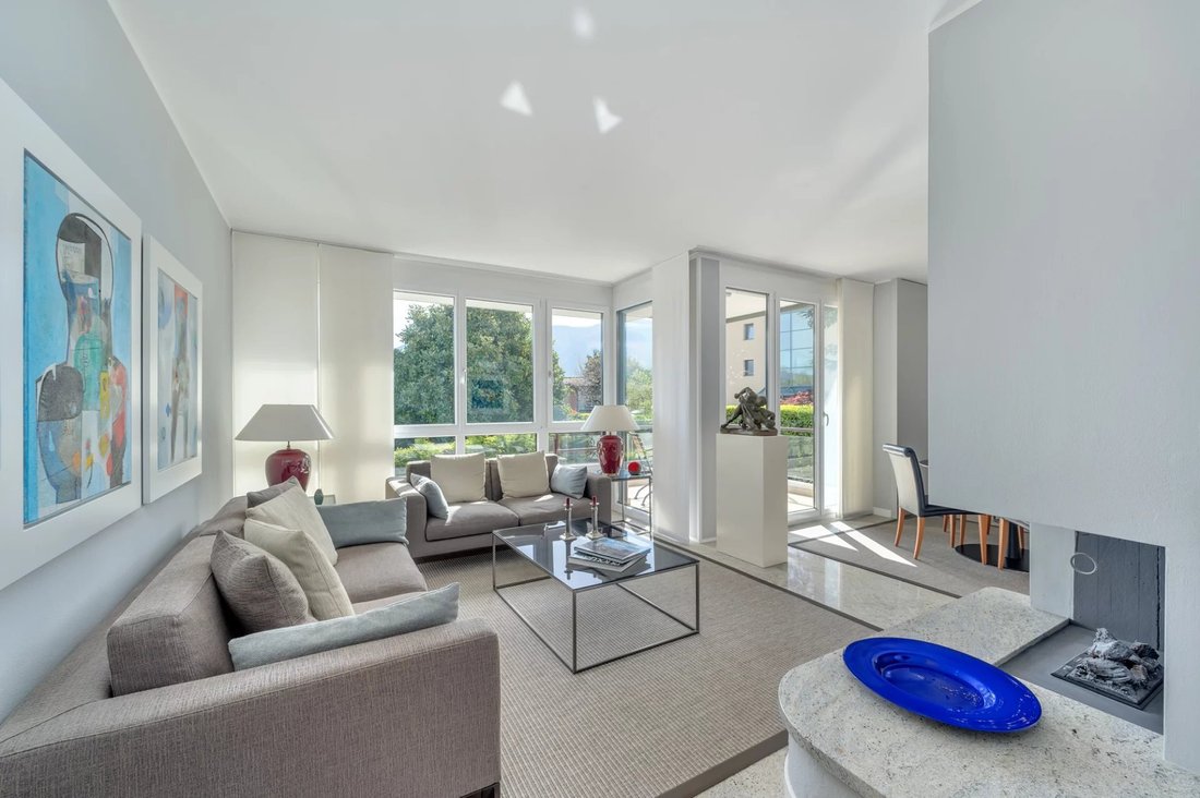 Apartment In Gentilino