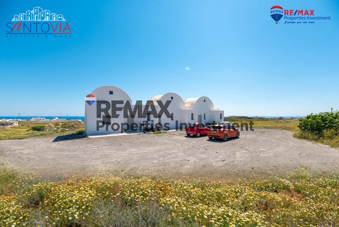 Condo in Thira, Aegean, Greece 3 - 17701459