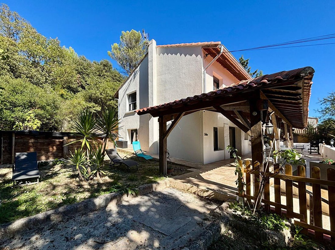 House in Belcodene, Provence-Alpes-Côte d'Azur, France 1 - 17749252