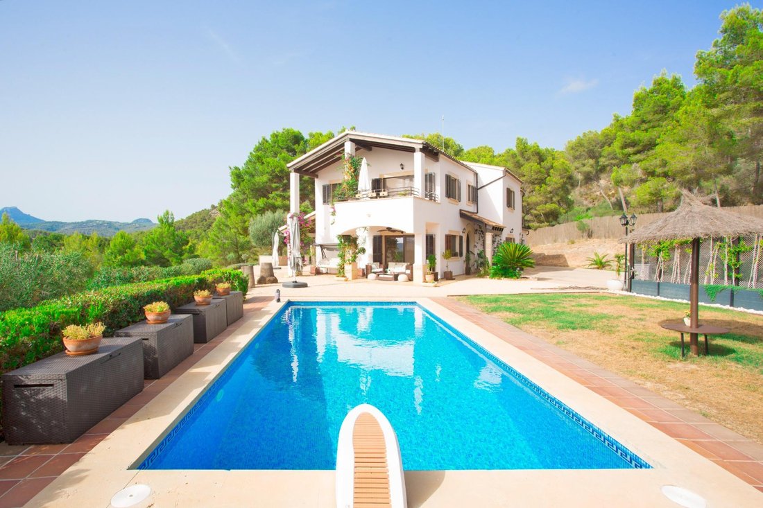Finca in Calvia, Balearic Islands, Spain 2 - 17747316