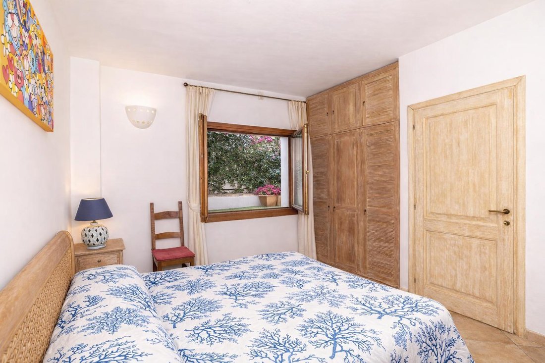 Villa in Arzachena, Sardinia, Italy 3 - 17743346