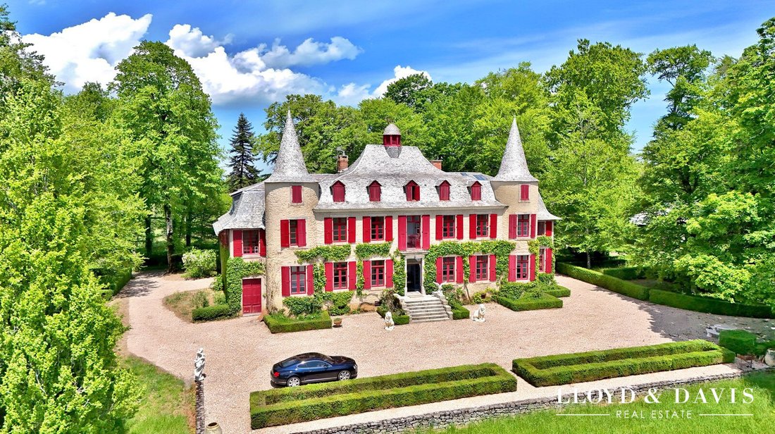 Chateau in Saint-Pierre-de-Trivisy, Occitania, France 1 - 17751501