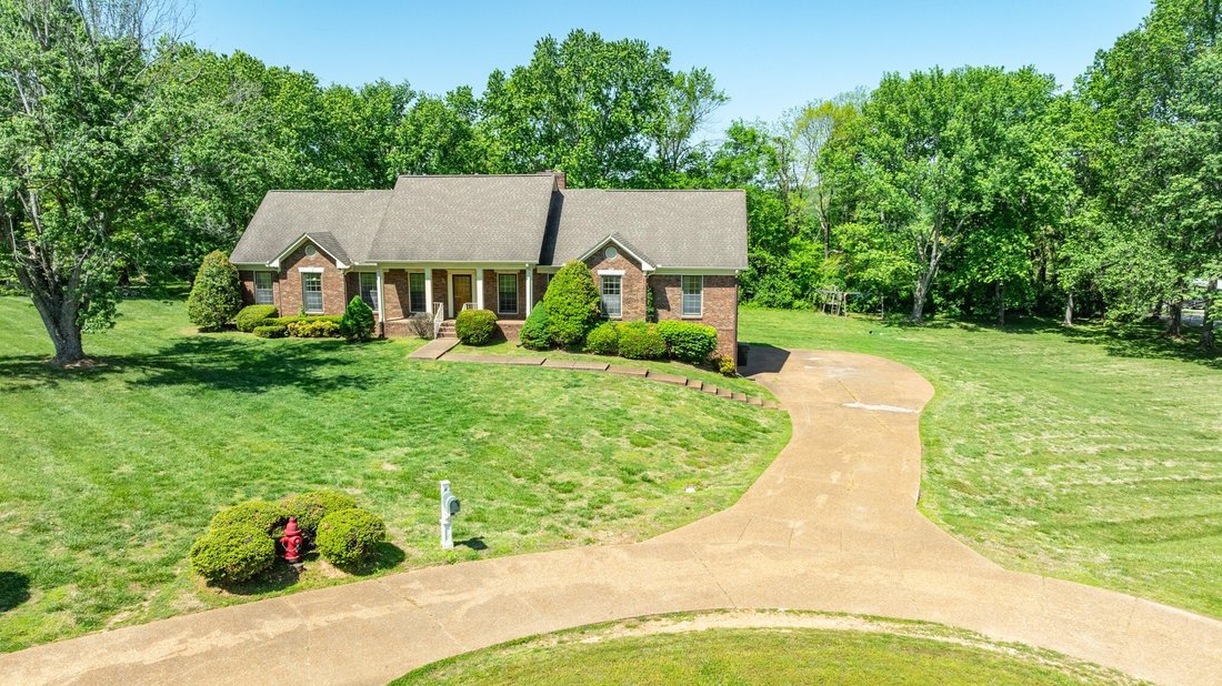 House in Springfield, Tennessee, United States 3 - 17752246