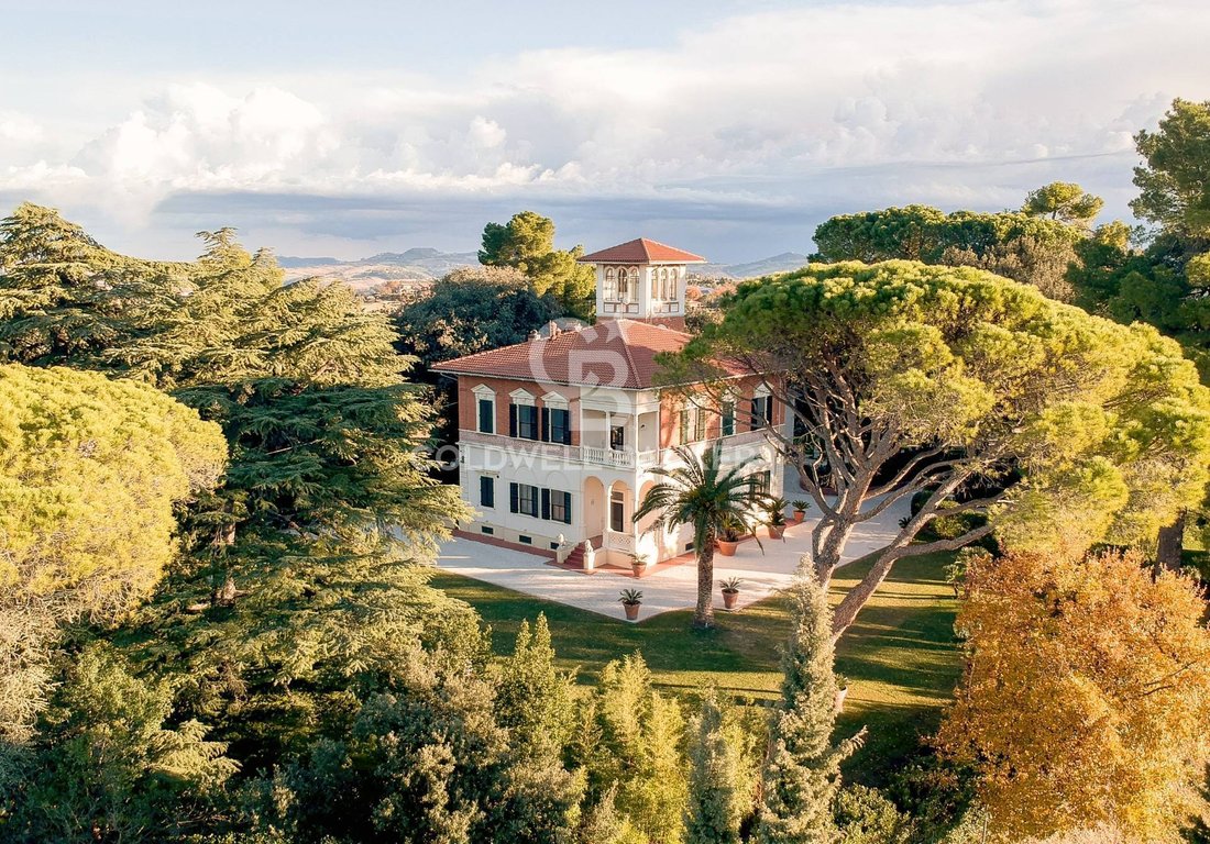 Villa in Filottrano, Marche, Italy 1 - 17750933