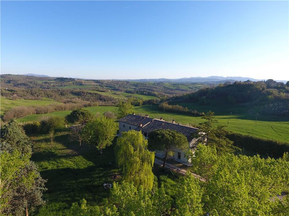 Country House in Todi, Umbria, Italy 3 - 17752823
