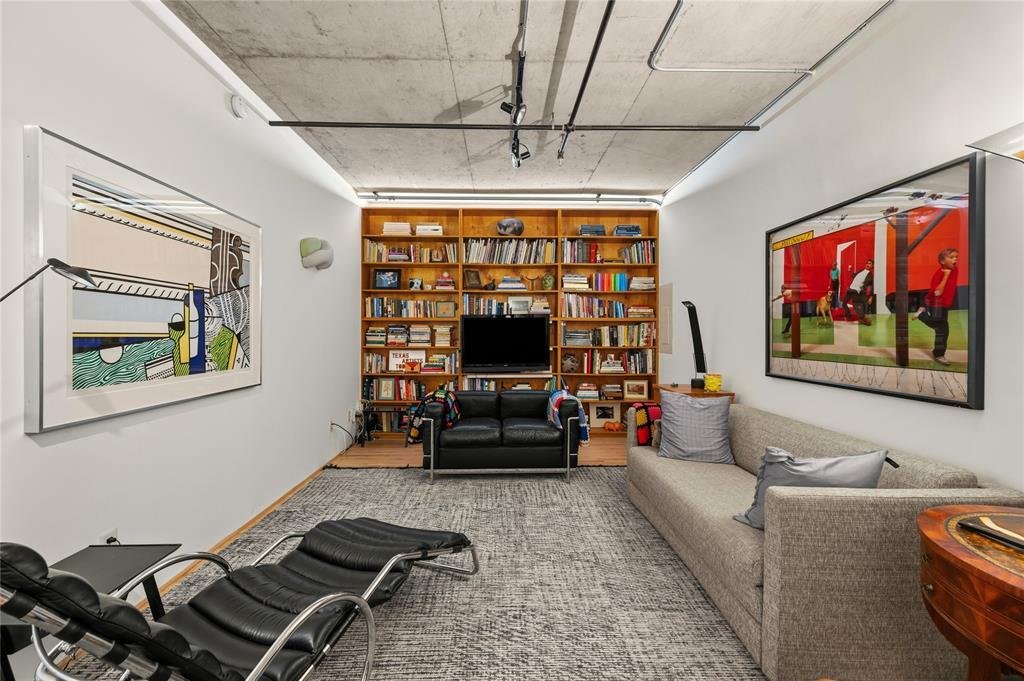 Condo in Dallas, Texas, United States 4 - 17752530
