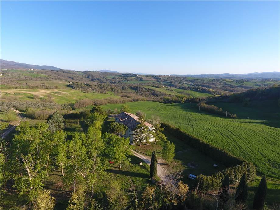 Country House in Todi, Umbria, Italy 5 - 17752823