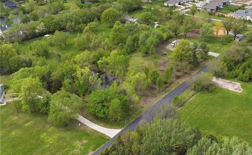 Land in Olathe, Kansas, United States 1