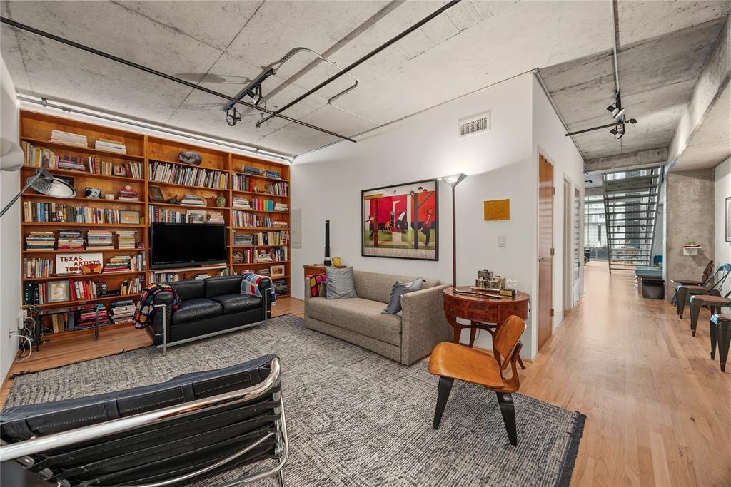 Condo in Dallas, Texas, United States 3 - 17752530