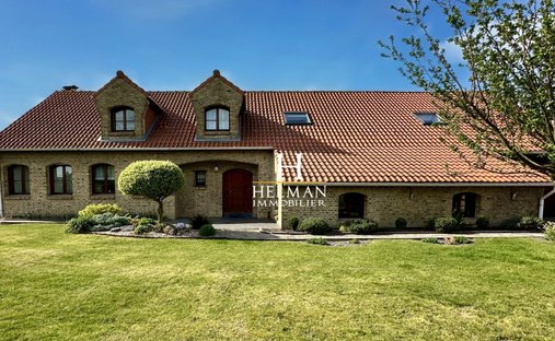 House in Coudekerque-Village, Teteghem-Coudekerque-Village, France 1