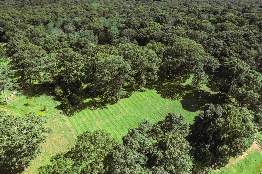 Land in Oak Bluffs, Massachusetts, United States 1 - 17751056