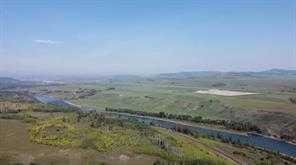 Land in Calgary, Alberta, Canada 1 - 17751374