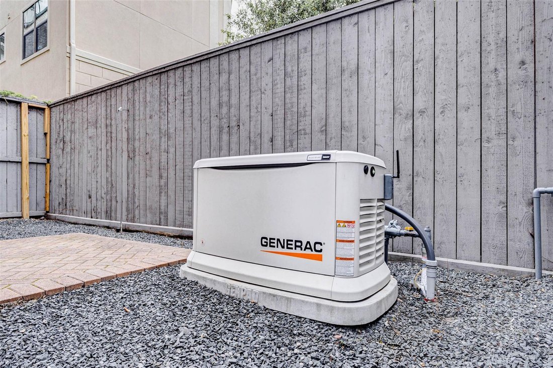 House in Houston, Texas, United States 5 - 17752830