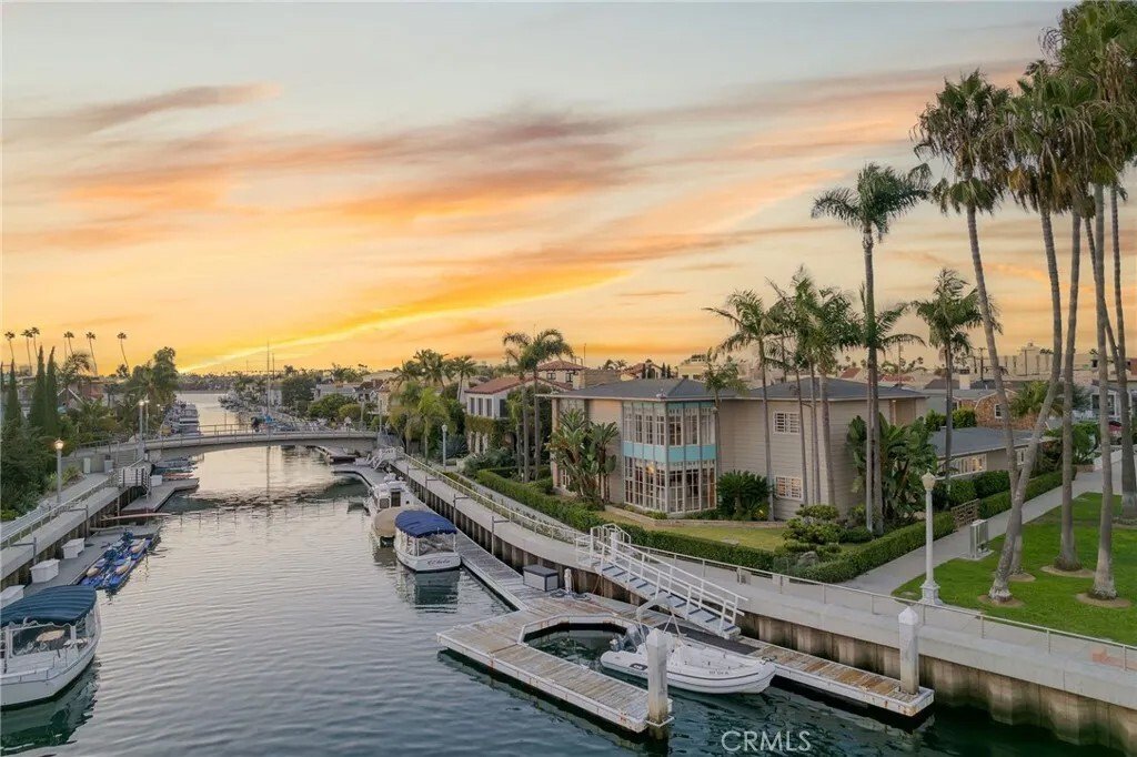 House in Signal Hill, California, United States 4 - 16525657