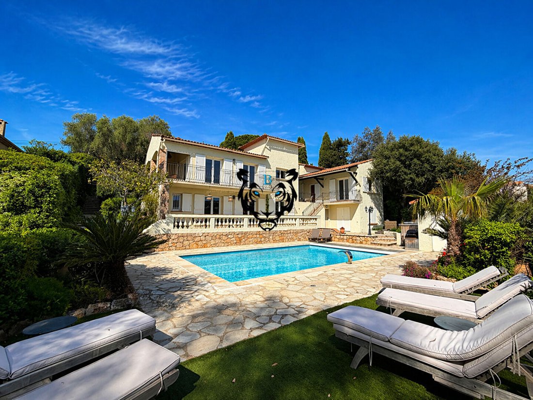 House in Ecarts, Roquebrune-sur-Argens, France 2 - 17752878