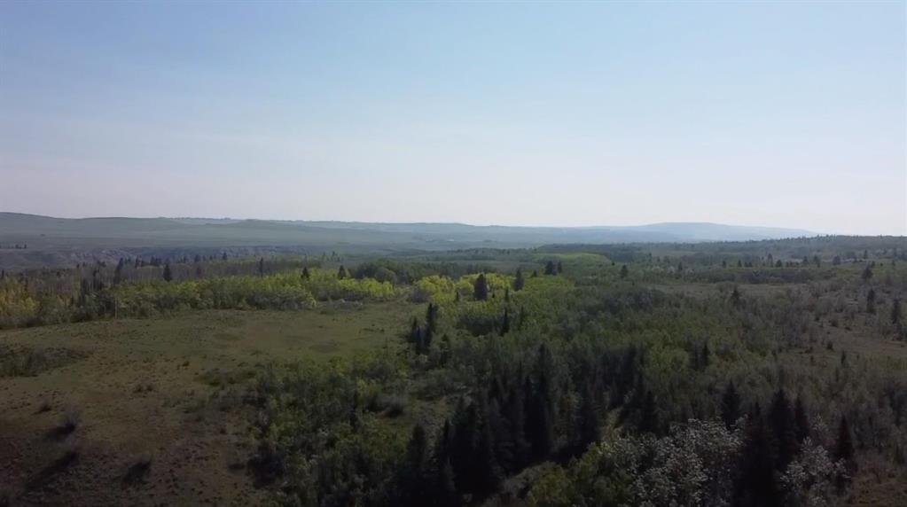 Land in Calgary, Alberta, Canada 4 - 17751374