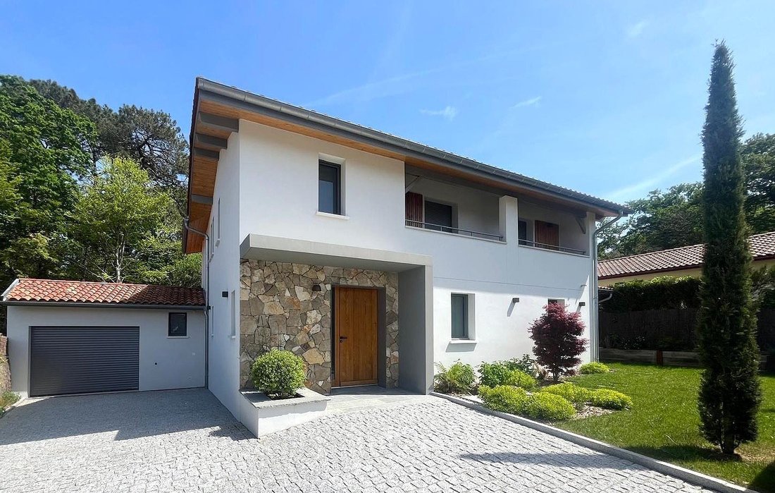 House in Anglet, Nouvelle-Aquitaine, France 3 - 15898128
