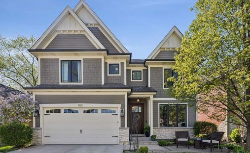 House in Elmhurst, Illinois, United States 1