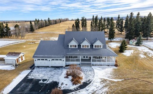 Casa en Sundre, Alberta, Canadá 1