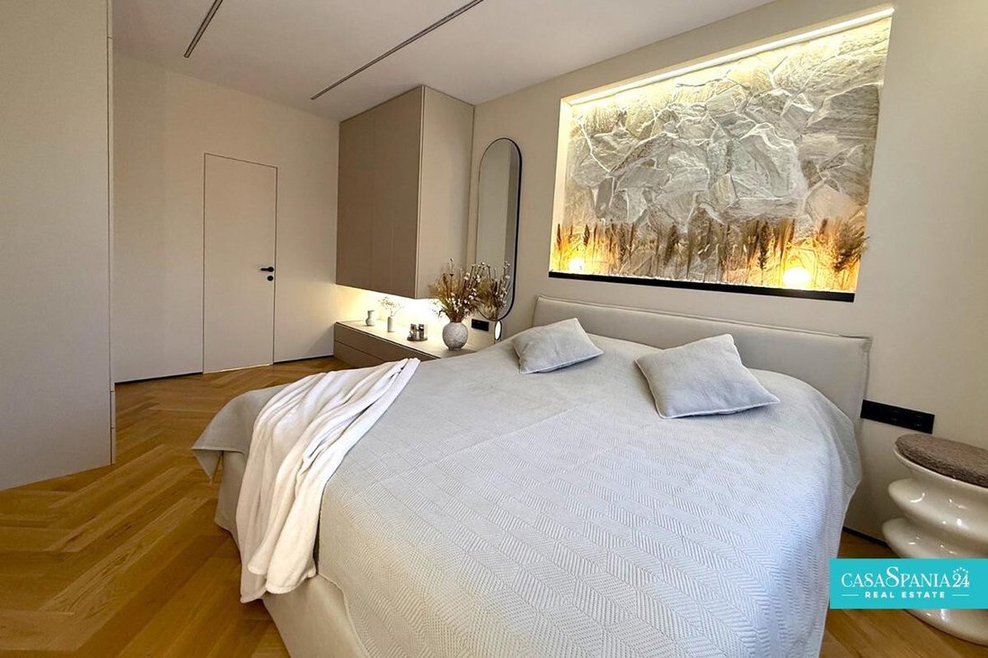 Apartment in Casco Antiguo - Santa Cruz - Ayuntamiento, Alicante, Valencian Community 3 - 17752000