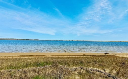Land in Edgartown, Massachusetts, United States 1