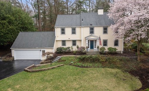 House in Wellesley, Massachusetts, United States 1