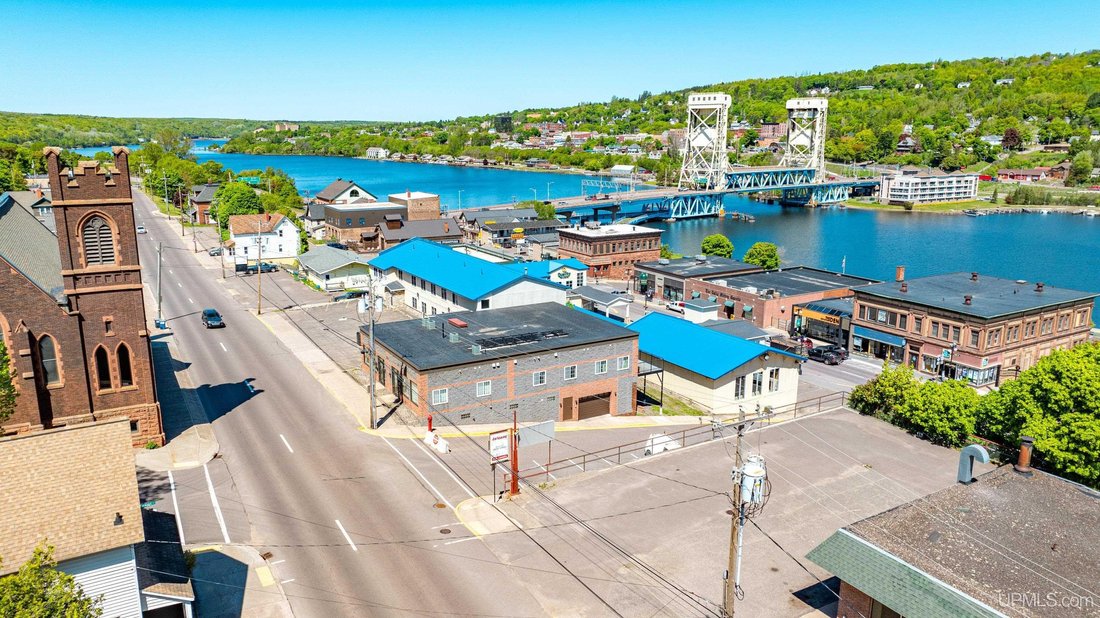 Apartment in Houghton, Michigan, United States 1 - 17751052