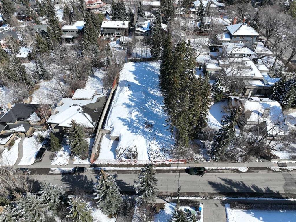 Land in Calgary, Alberta, Canada 3 - 17751365