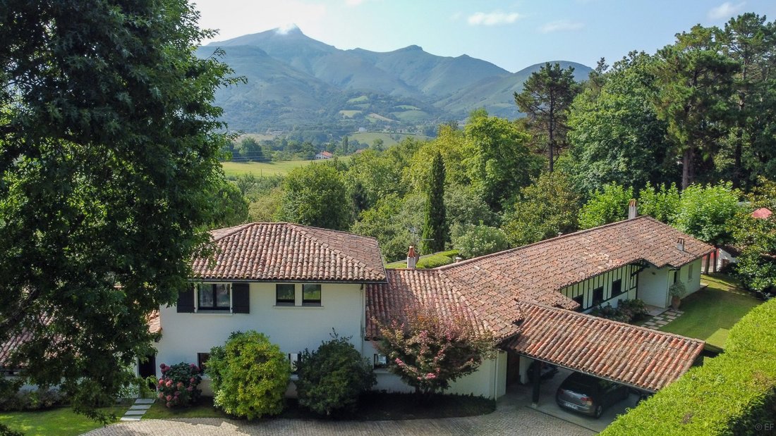 House in Mendi-Choko-Karrikatxar-Olhette, Urrugne, France 1 - 17751444