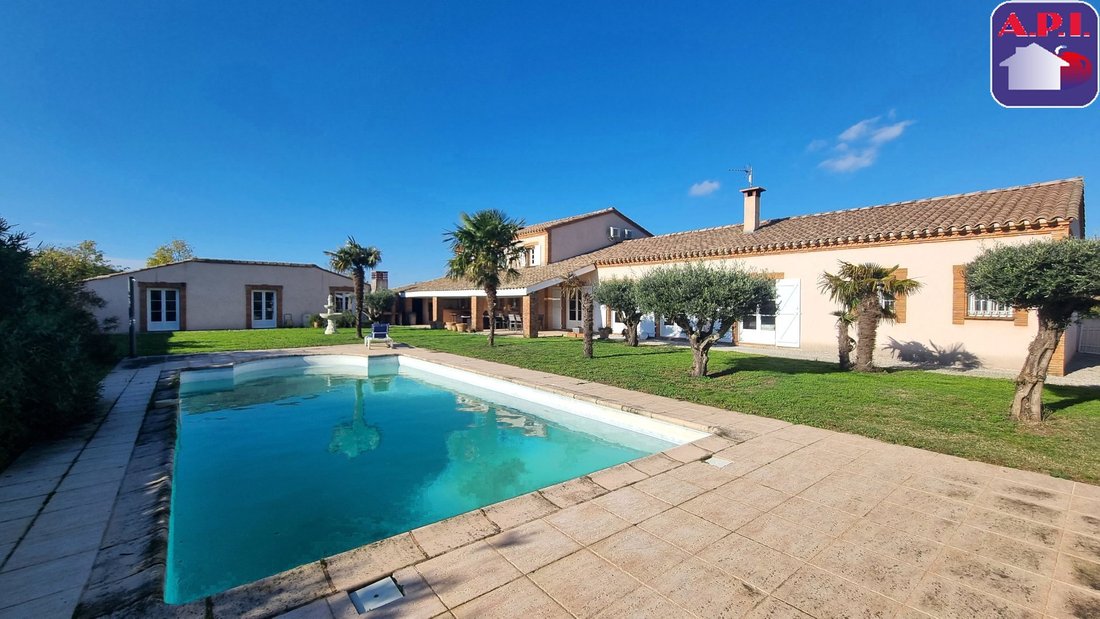 Estate in Auterive, Occitania, France 1 - 17752955