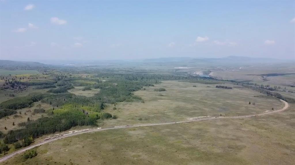 Land in Calgary, Alberta, Canada 3 - 17751388