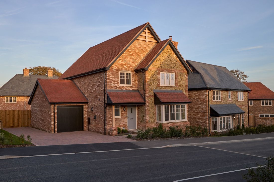 House in Arundel, England 1 - 17752722