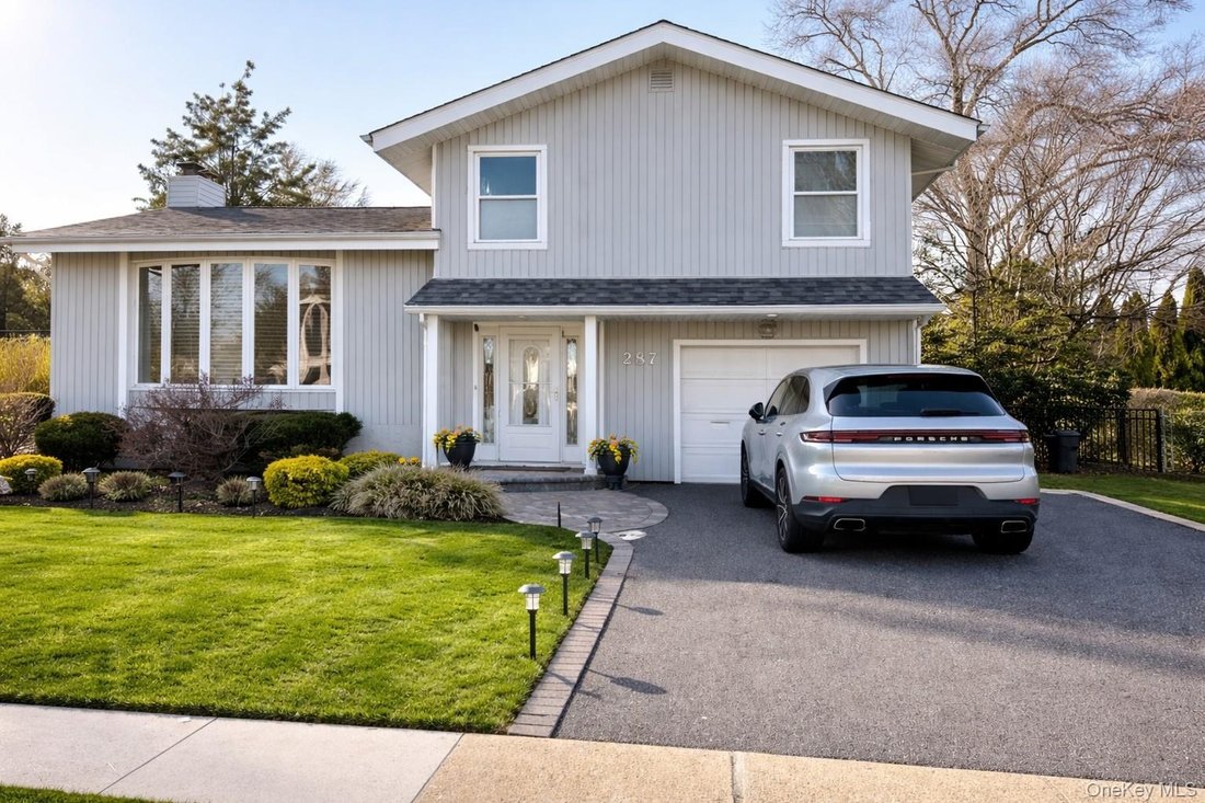 House in Jericho, New York, United States 1 - 17752676