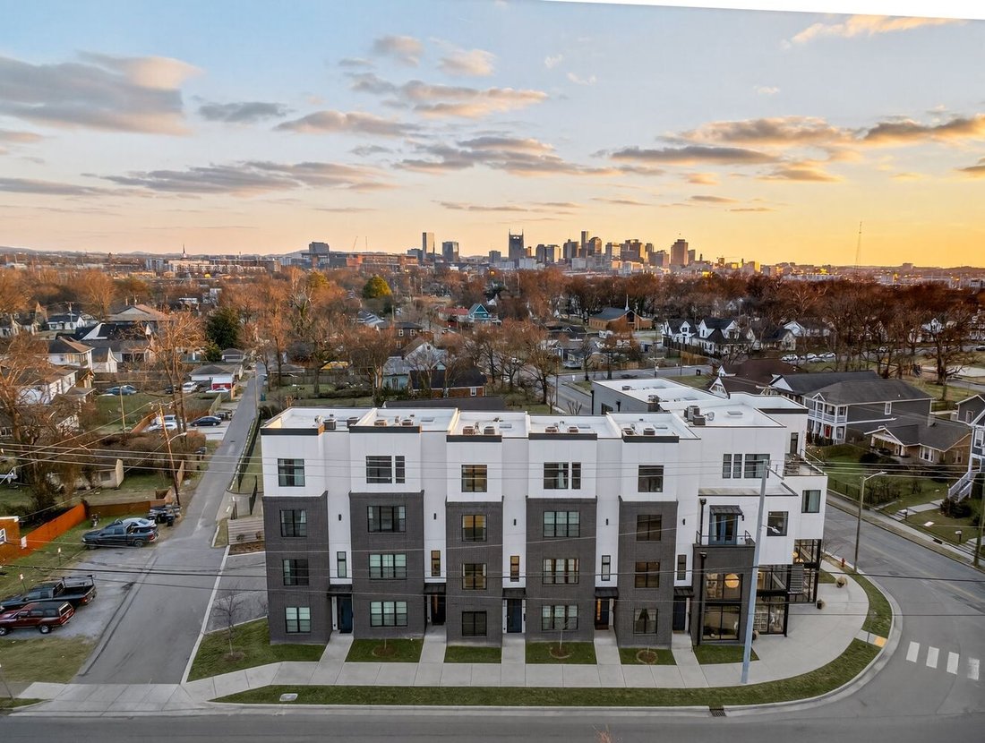 Co Op in Nashville, Tennessee, United States 1 - 17752354