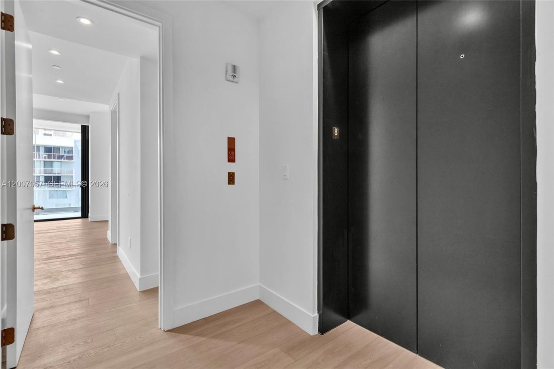 Condo in Miami, Florida, United States 4 - 17752098
