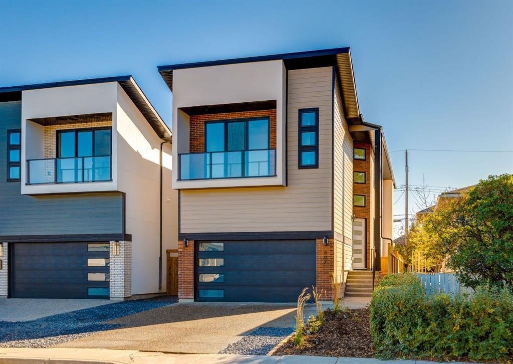 House in Calgary, Alberta, Canada 2 - 17751319