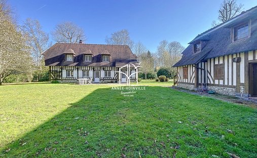 Maison à Saint-Gatien-des-Bois, Normandie, France 1